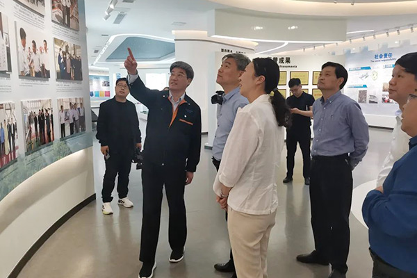 新鄉(xiāng)市委副書記王新軍蒞臨長城公司調(diào)研指導 新鄉(xiāng)市委副書記王新軍蒞臨長城公司調(diào)研指導