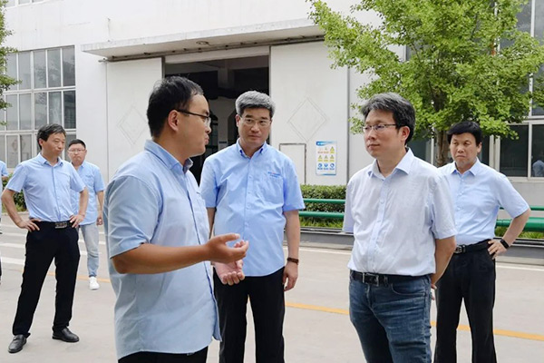 河南科技學院與新鄉(xiāng)長城集團合作交流