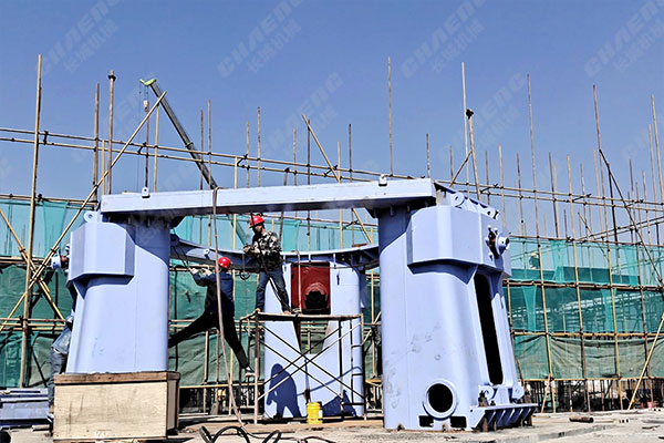 寧夏年產(chǎn)30萬(wàn)噸礦渣立磨項(xiàng)目安裝現(xiàn)場(chǎng) 寧夏年產(chǎn)30萬(wàn)噸礦渣立磨項(xiàng)目安裝現(xiàn)場(chǎng)