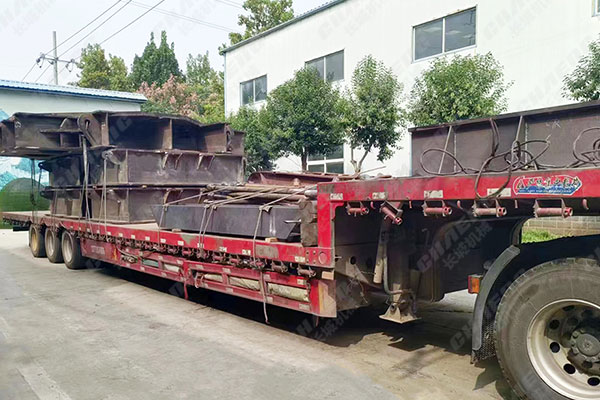 山西年產(chǎn)45萬噸礦粉線基礎(chǔ)部件發(fā)貨